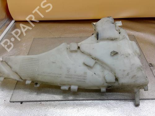 windscreen-washer-tank-volvo-v50-545-2003-2004-2005-2006-2007-2008-2009-2010-2011-2012-25093462 main image