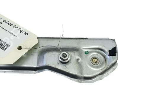 Used Front left window mechanism Front left window mechanism CITROËN C3 III (SX) 1.2 THP 110 (SXHNPS, SXHNZT, SXHNZ6) (110 hp) 32699724 32699724