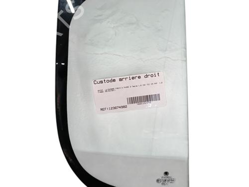 rear-right-door-window-skoda-fabia-ii-542-2006-2007-2008-2009-2010-2011-2012-2013-2014-33700227 main image