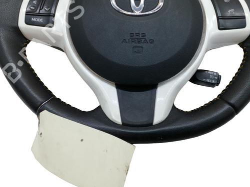 Steering wheel TOYOTA YARIS (_P13_) 1.4 D (NLP130_, NLP130) | BP25081540C49 