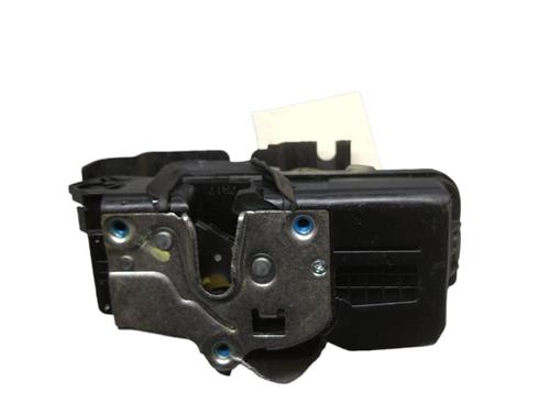 Used Front right lock CHEVROLET CAPTIVA (C100, C140) 2.0 D 4WD (150 hp) 25059202