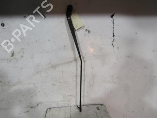 Used Front windshield wiper arm VW POLO (9N_, 9A_) 1.9 SDI (64 hp) 25085164