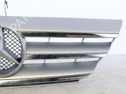 Used Grille Grille 39113068 39113068