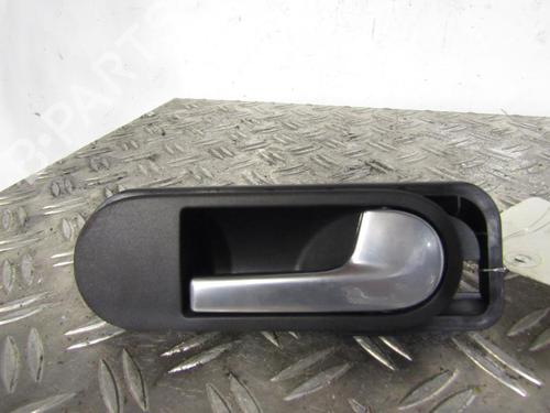 Used Front right interior door handle VW GOLF V (1K1) [2003-2010]  25069933