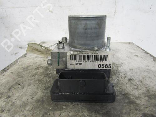Used ABS pump RENAULT KANGOO / GRAND KANGOO II (KW0/1_) 1.5 dCi 110 (KW06, KW12) (110 hp) 25070322
