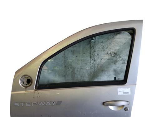 Used Left front door DACIA SANDERO 1.5 dCi (68 hp) 25052989