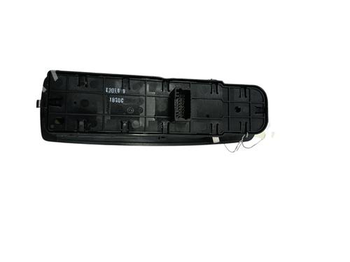 Used Left front window switch RENAULT LAGUNA III Grandtour (KT0/1) 2.0 dCi (KT07, KT0J, KT14, KT1A, KT1S) (131 hp) 31270506