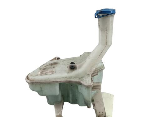 Sprinklertank TOYOTA YARIS (_P9_) 1.4 D-4D (NLP90_, NLP90R) (90 hp) 32420071