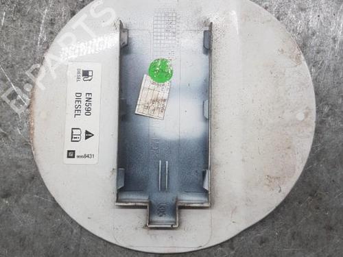 fuel-flap-chevrolet-cruze-j300-2009-25074887 main image