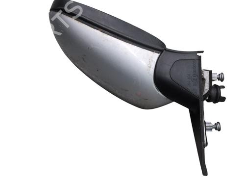 Used Left mirror BMW 1 (E81) 120 d (177 hp) 31040230