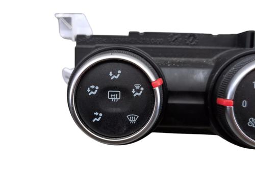 climate-control-renault-clio-v-b7_-2019-30724017 main image