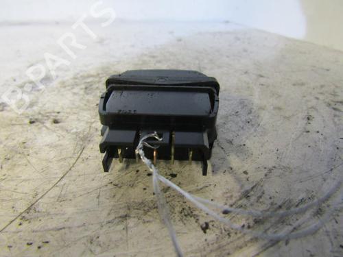 Used Right front window switch Right front window switch CITROËN XSARA PICASSO (N68) 1.6 HDi (90 hp) 25064599 25064599