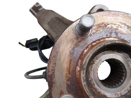 Left front steering knuckle NISSAN MICRA IV (K13K, K13KK) 1.2 DIG-S | BP30679927M25 