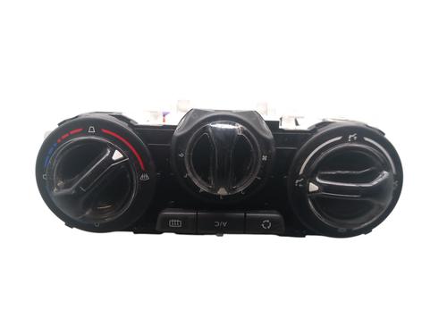 Airco bedieningspaneel PEUGEOT 208 I (CA_, CC_) 1.6 HDi / BlueHDi 75 (75 hp) 25059442