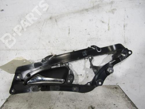 Used Front left interior door handle Front left interior door handle MERCEDES-BENZ E-CLASS (W211) E 220 CDI (211.006) (150 hp) 10593025 10593025