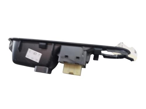 Used Left front window switch Left front window switch RENAULT TWINGO III (BCM_, BCA_) 0.9 TCe 90 (BCM9, BCM2) (90 hp) 28962311 28962311