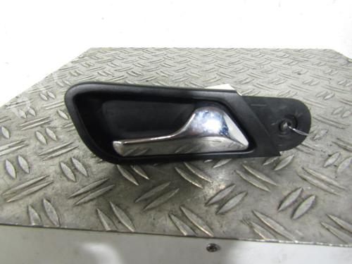 Used Front right interior door handle MERCEDES-BENZ CLK (C208) CLK 200 (208.335) (136 hp) 25108254