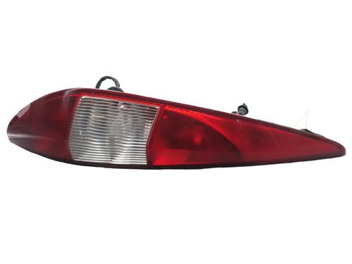 Used Left taillight FORD MONDEO III Turnier (BWY) [2000-2007]  25076860