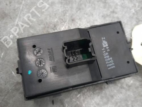 Used Left front window switch Left front window switch OPEL MERIVA B MPV (S10) 1.4 (75) (120 hp) 25060226 25060226