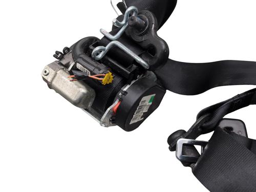 front-right-seatbelt-ford-focus-iii-2010-2011-2012-2013-2014-2015-2016-2017-2018-2019-2020-30971465 main image