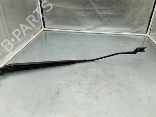 Used Front windshield wiper arm CITROËN C3 Picasso (SH_) 1.6 HDi (90 hp) 25088983