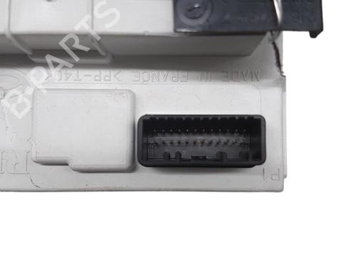 Used Display monitor Display monitor 25058361 25058361