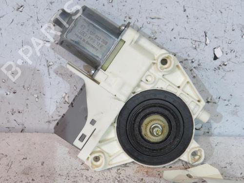 Used Right rear window motor PEUGEOT 407 SW (6E_, 6D_) 2.0 HDi 135 (136 hp) 25092047