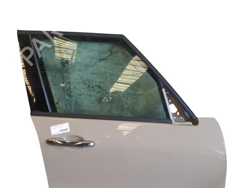 Used Right front door FIAT 500L (351_, 352_) 1.4 (199LYB1B) (95 hp) 30126265