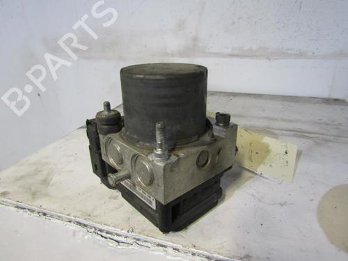 Used ABS pump FIAT GRANDE PUNTO (199_) 1.3 D Multijet (75 hp) 25111838