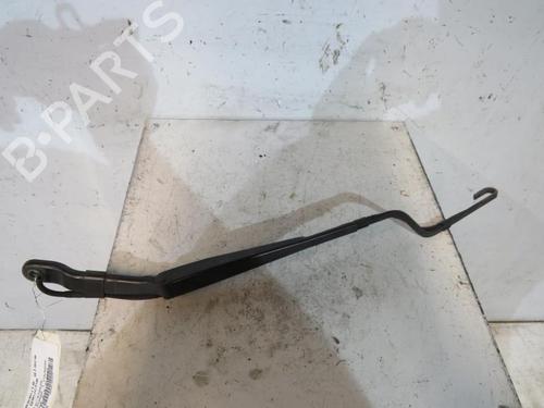 Used Front windshield wiper arm RENAULT MASTER II Van (FD) 2.5 D (80 hp) 25086011