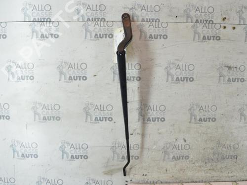 Used Front windshield wiper arm FORD FIESTA V (JH_, JD_) 1.4 16V (80 hp) 25097470