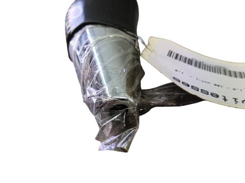 Used Shift knob Shift knob TOYOTA YARIS (_P13_) 1.3 (NSP130_, NSP130) (99 hp) 28521694 28521694