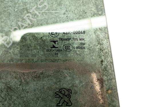 Rear right door window PEUGEOT 2008 II (UD_, US_, UY_, UJ_, UR_, UC_) 1.2 PureTech 130 (USHNS, URHNS) | BP25054976C21 