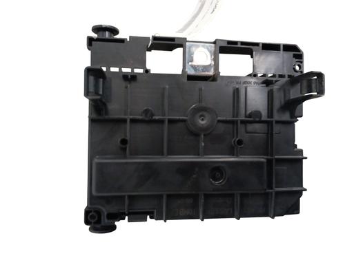 Used Fuse box Fuse box 39038696 39038696