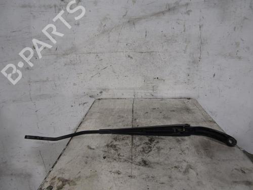 Used Front windshield wiper arm VOLVO S80 I (184) 2.5 TDI (140 hp) 25070146