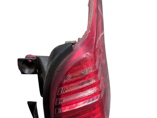 Used Right taillight PEUGEOT 5008 (0U_, 0E_) 1.6 HDi (112 hp) 27233749