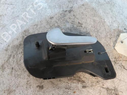 Venstre foran invendig håndtak OPEL COMBO Box Body/MPV 1.7 CDTI 16V (101 hp) 25067092