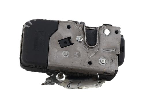 Front left lock RENAULT TRAFIC II Van (FL) 2.0 dCi 115 (FL01, FL0U, FL00, FL0H, FL0M) | BP40271879C98 - Image 4