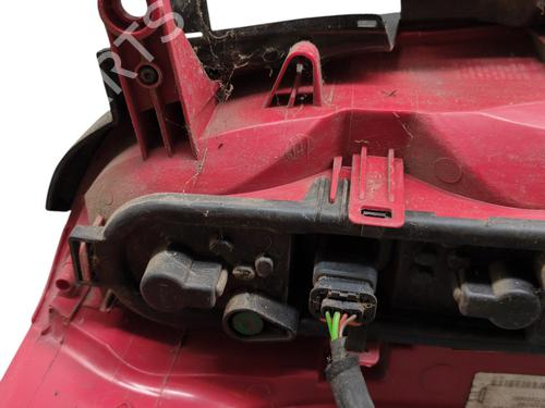 Right taillight PEUGEOT 5008 (0U_, 0E_) 2.0 HDi 150 / BlueHDi 150 | BP28040627C35 