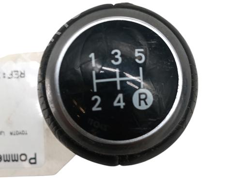 Used Gear lever TOYOTA YARIS (_P13_) 1.0 (KSP130) (72 hp) 28195177