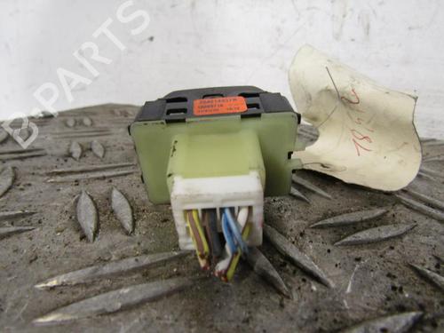 Used Left front window switch DACIA SANDERO II 1.5 dCi (90 hp) 25112474
