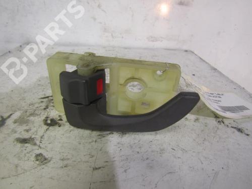 Used Rear left interior door handle Rear left interior door handle HYUNDAI TUCSON (JM) 2.0 CRDi All-wheel Drive (113 hp) 10595687 10595687