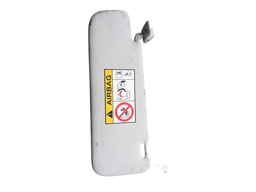 right-sun-visor-fiat-500e-332_-2020-25098680 main image