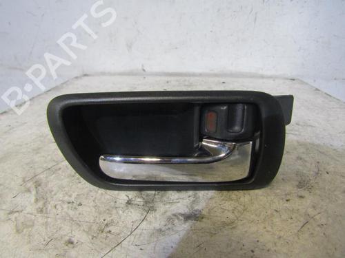 Used Front right interior door handle TOYOTA COROLLA Verso (ZER_, ZZE12_, R1_) 2.0 D-4D (CUR10_, CUR10R) (116 hp) 25079402