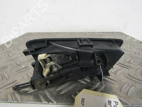 Used Rear right interior door handle Rear right interior door handle FORD FIESTA VI (CB1, CCN) 1.4 TDCi (70 hp) 25113179 25113179