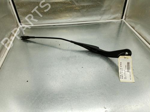 Used Front windshield wiper arm BMW 1 (F20) 116 d (116 hp) 25078294
