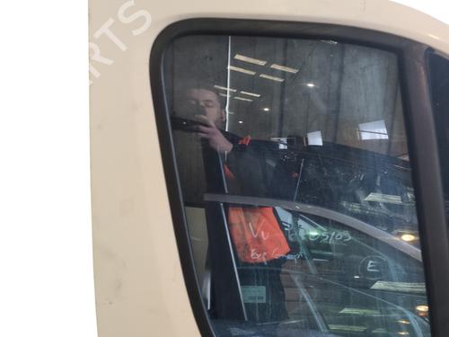 right-front-door-peugeot-boxer-van-2006-31971342 main image