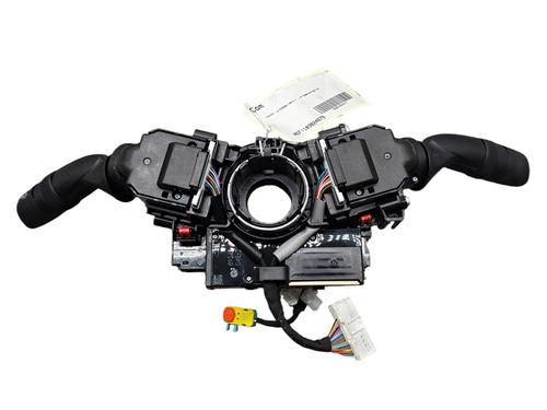 Used Steering column stalk Steering column stalk TOYOTA YARIS (_P21_, _PA1_, _PH1_) 1.5 Hybrid (MXPH10, MXPH11) (116 hp) 25331197 25331197