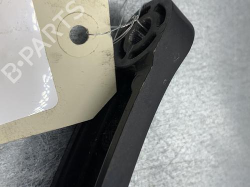 Used Front windshield wiper arm SKODA OCTAVIA III Combi (5E5, 5E6) 1.4 TSI (150 hp) 25078004