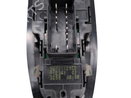 Left front window switch PEUGEOT 208 I (CA_, CC_) 1.2 VTI 82 | BP29431055I27 